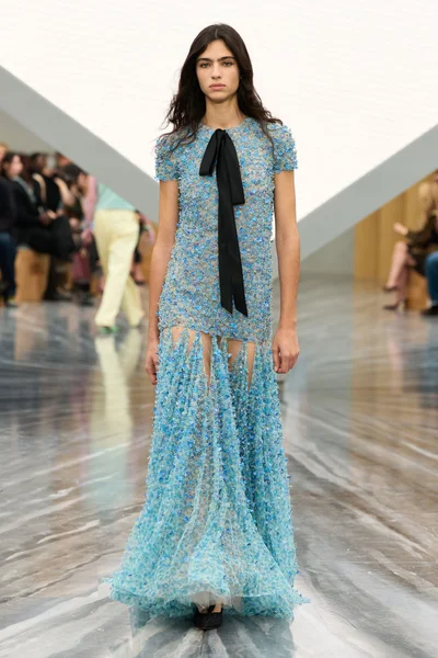 Look 57